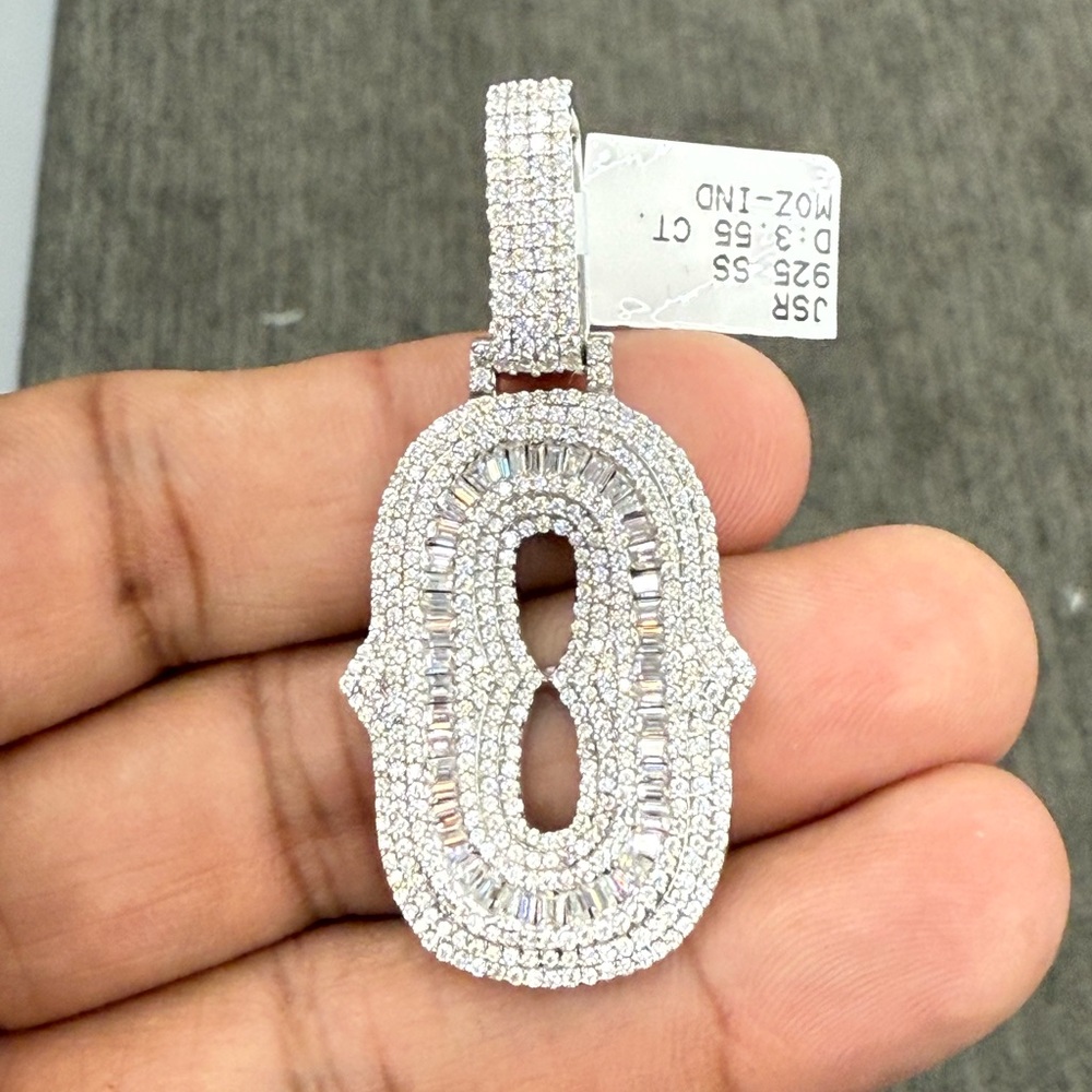 925 Sterling Silver moissanite diamond later O pendant
